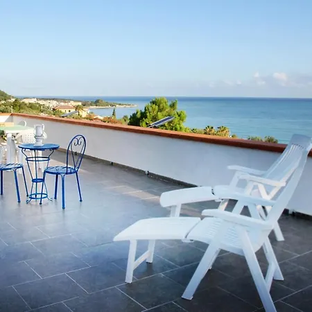 Oasi Della Natura With Pool By Local House Caronia