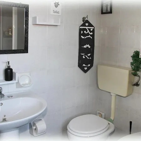 Oasi Della Natura With Pool By Local House Villa *